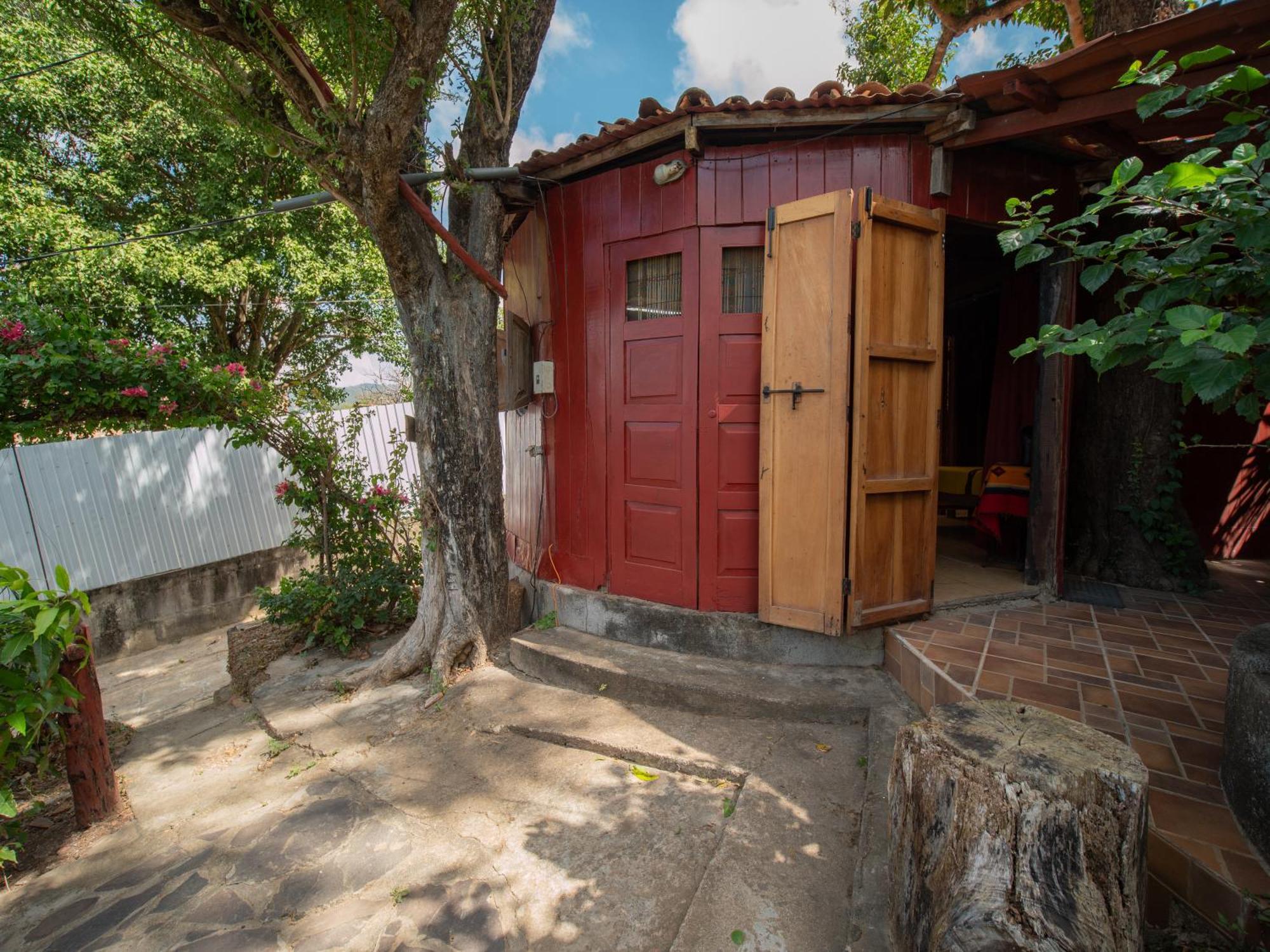 Cabañas Lobotepe, 1 bedroom cabin, 3 blocks from beach&center of San Juan San Juan del Sur Exterior foto